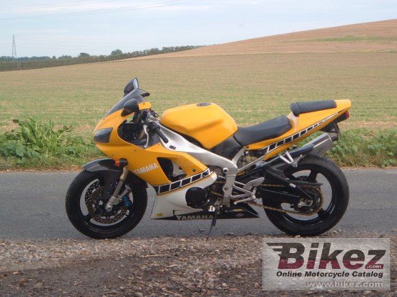 1998 Yamaha YZF 1000 R1 photo